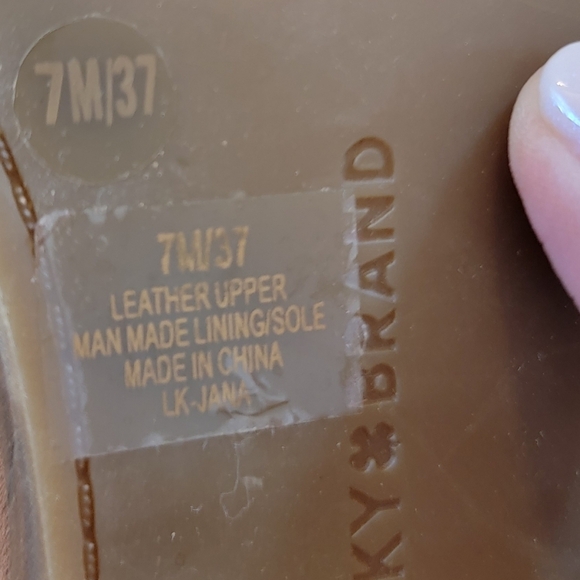 Lucky Brand Jana Heeled Bootie 7 - Picture 7 of 7